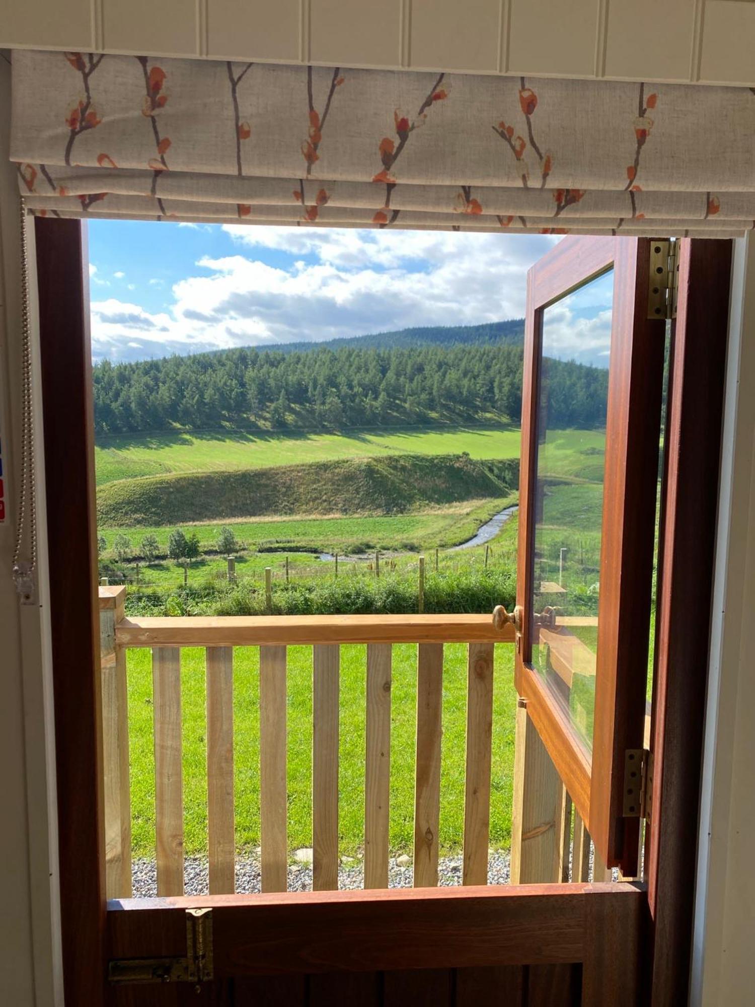 Ledmacoy Shepherds Huts * Strathdon (Aberdeenshire)